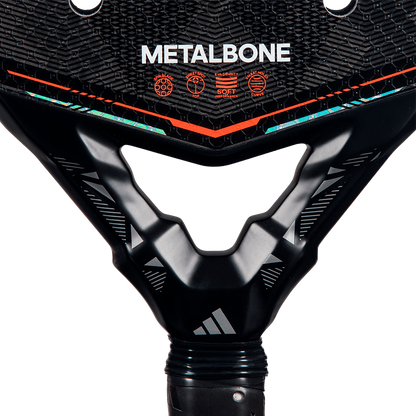 Adidas Metalbone 2026 – Ale Galán